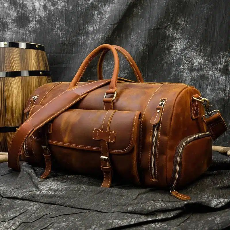 étui de voyage en cuir ancien