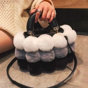 petit sac à main de voyage en sceau effet fourrure pour femme