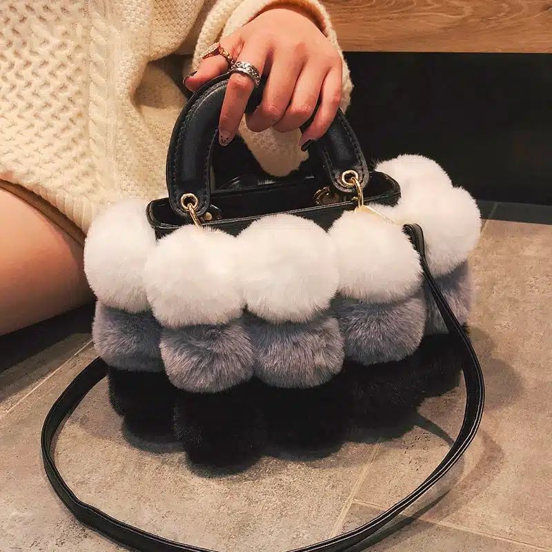 petit sac à main de voyage en sceau effet fourrure pour femme