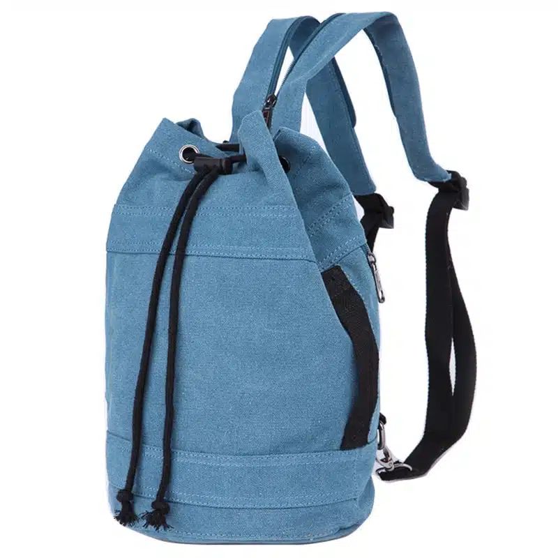 sac à dos compact d'inspiration militaire