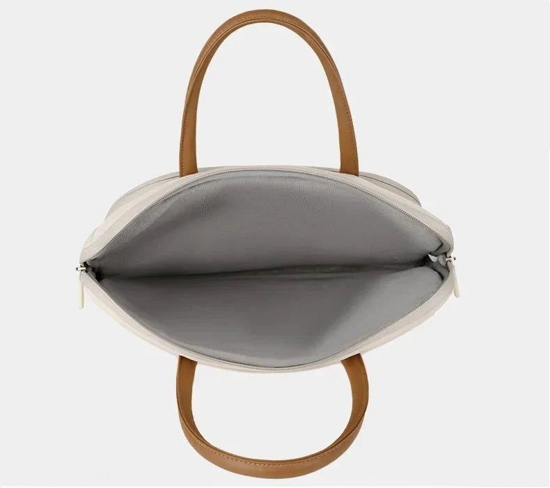 sac à main élégant pour femme professionnelle