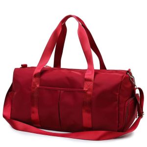 sac de voyage avec compartiment chaussures rouge