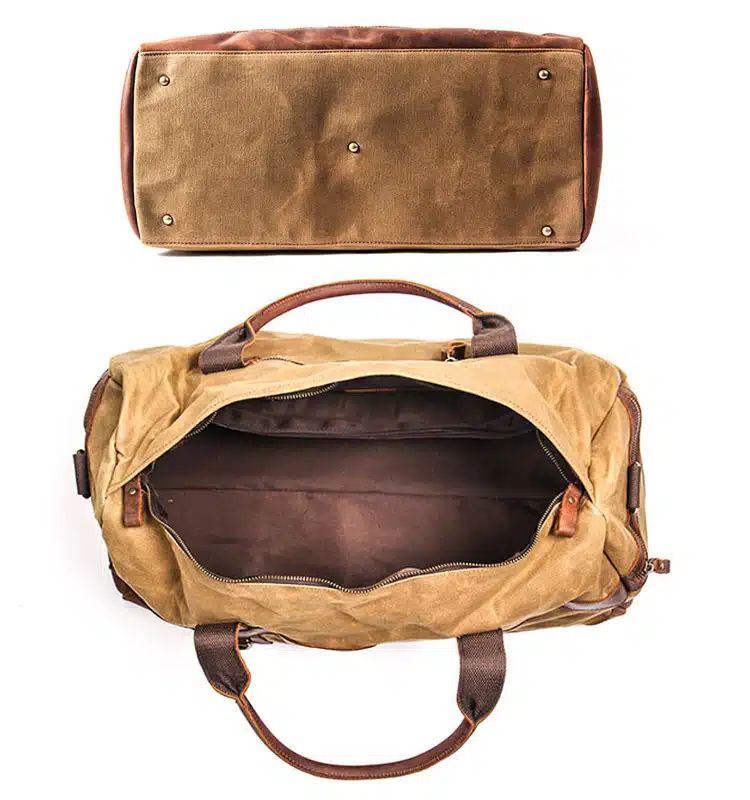 sac de voyage beige style militaire imperméable