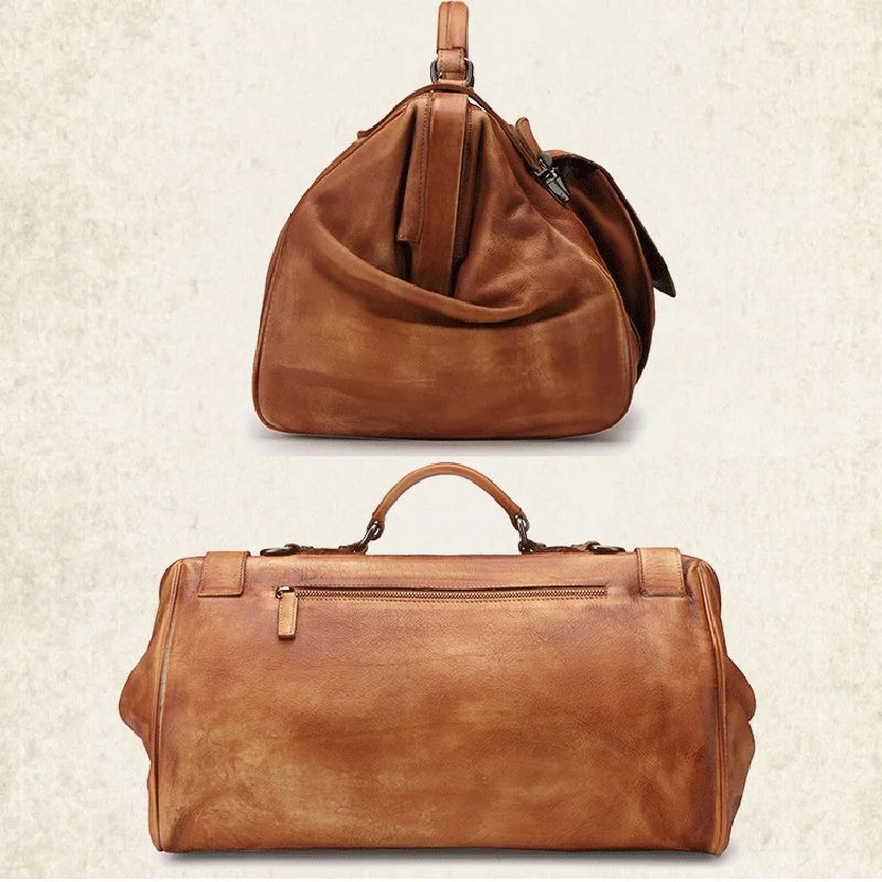 sac en cuir avec boucle en métal