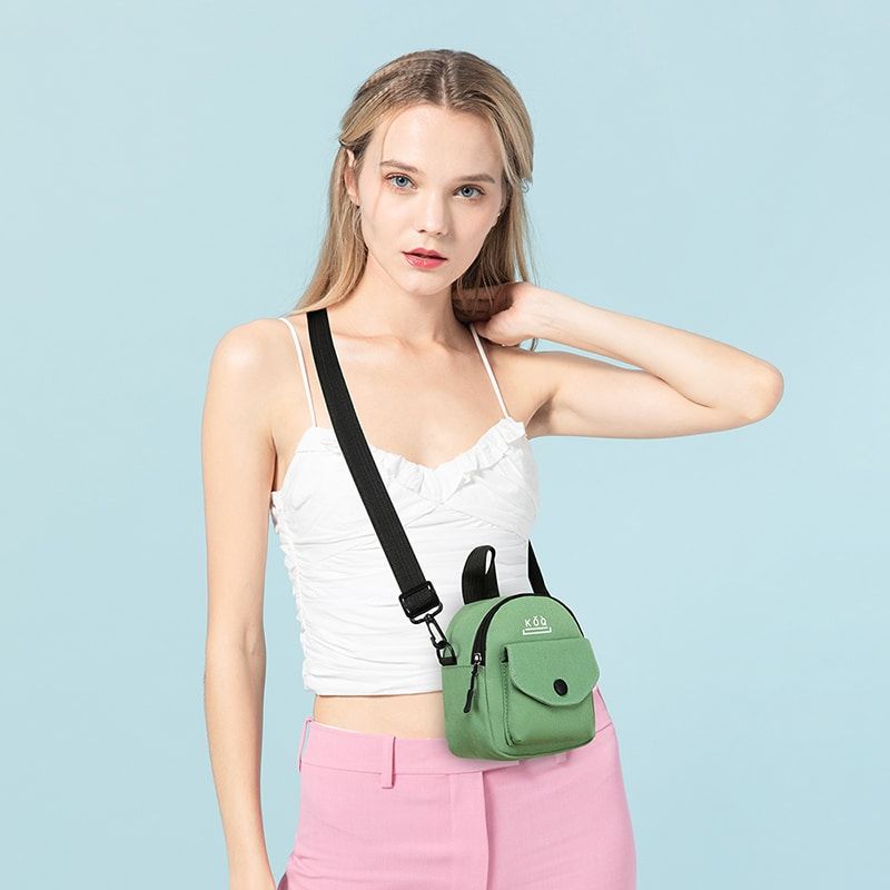 sac mignon en toile verte