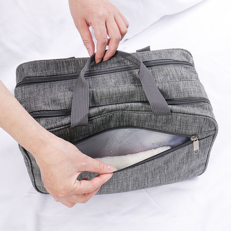 trousse de toilette avec compartiments