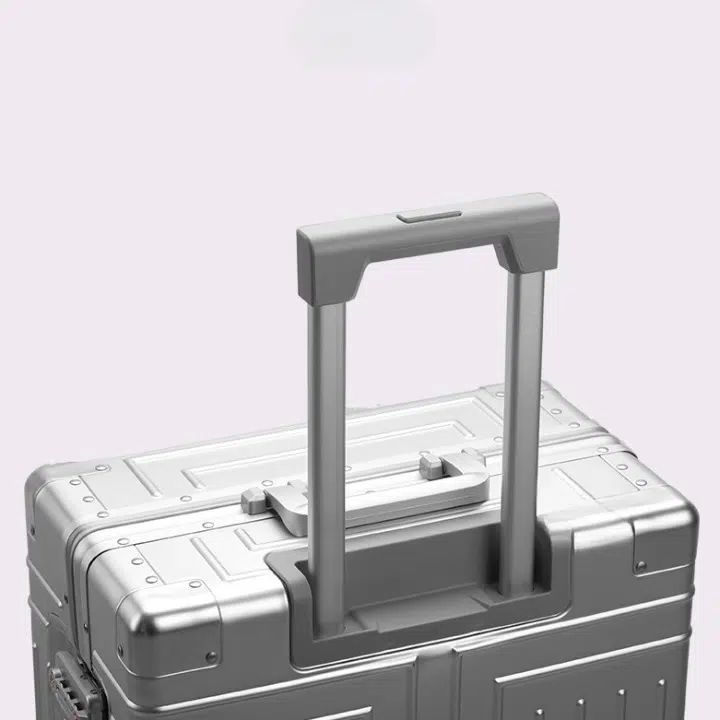 valise de voyage en aluminium à roulettes