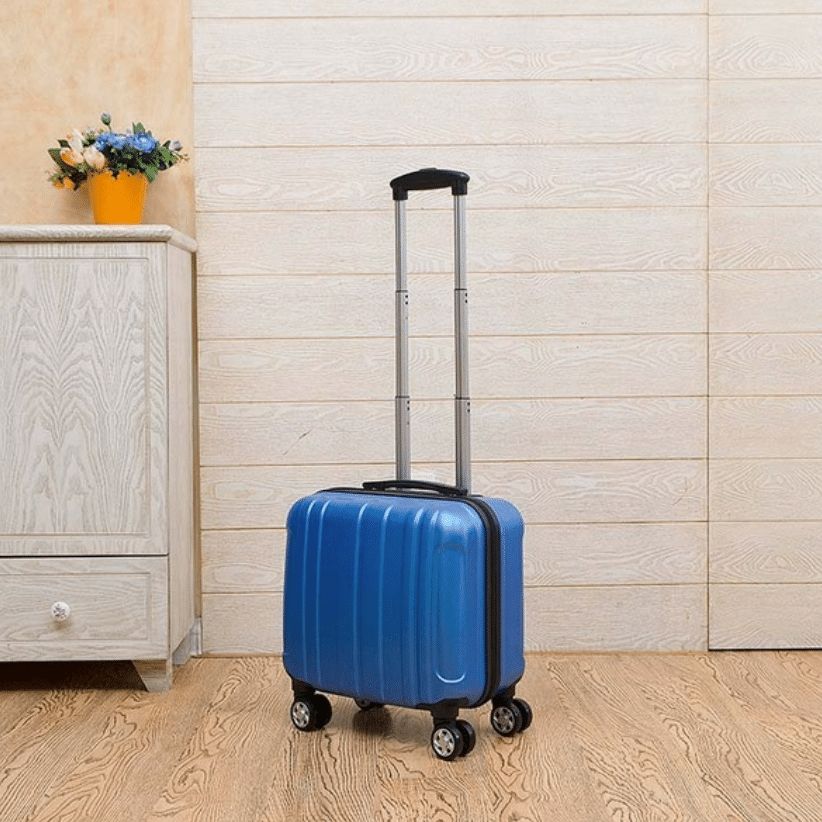 valise en plastique légère à 4 roues