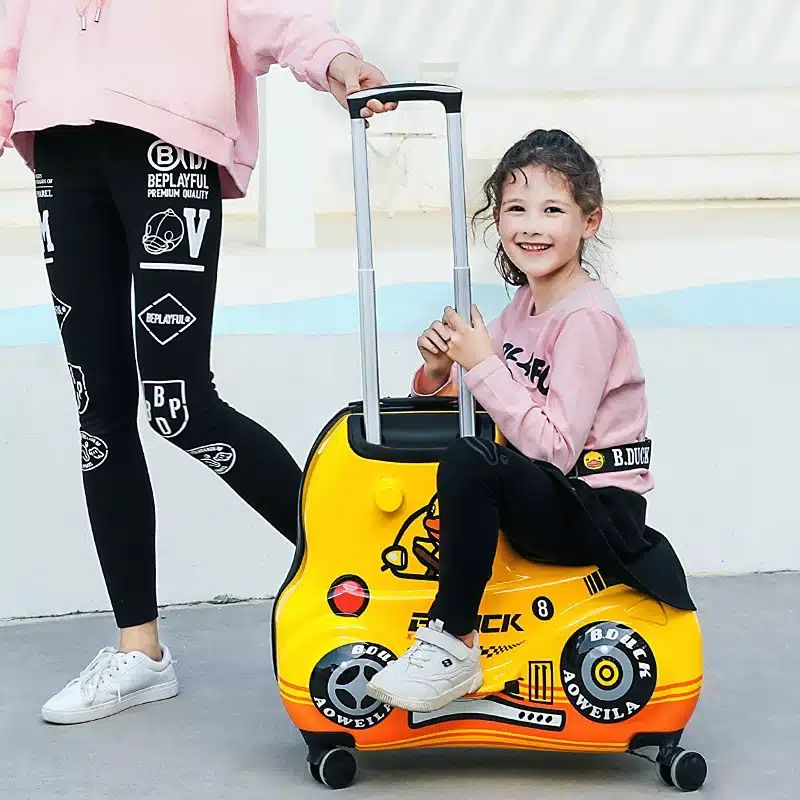 valise voiture pour enfant de couleur jaune